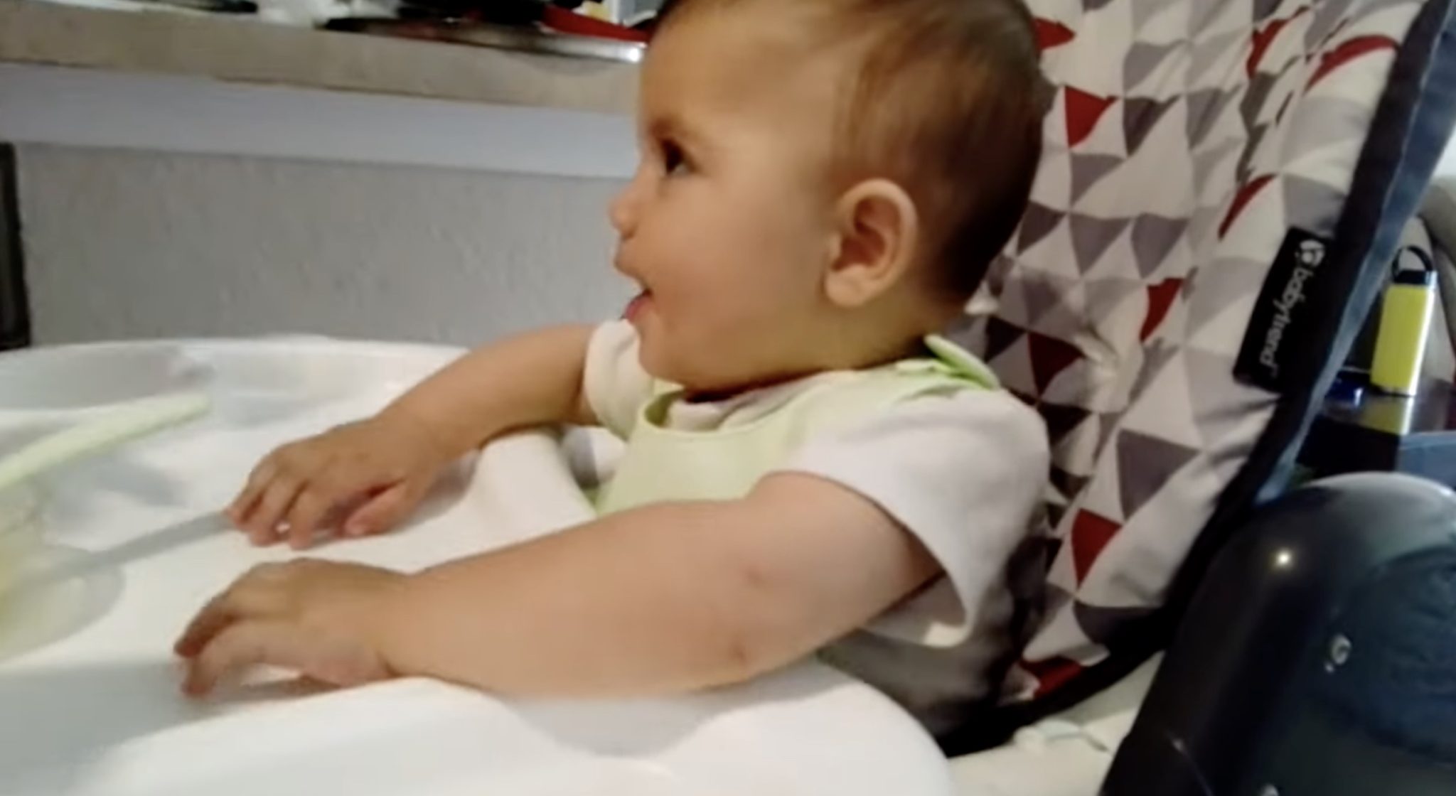 Baby brother just ate his first food, and it was so hilarious! News