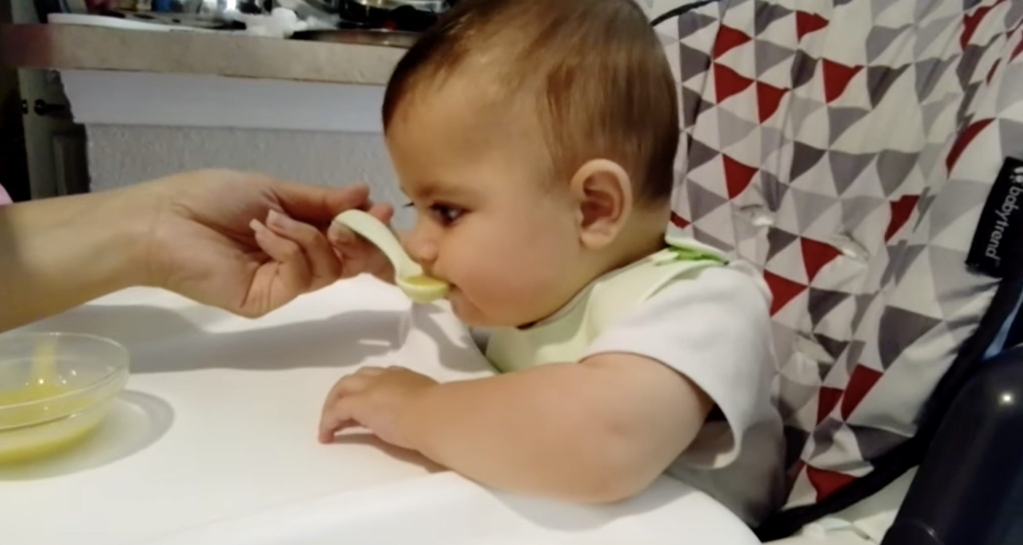 Baby brother just ate his first food, and it was so hilarious! News